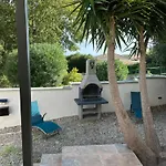 Villa Deux Spacieux Avec Jardin Et Entierement Privatif Dans Lotissement Tres Calme