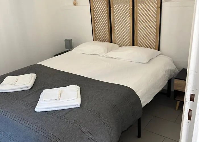 Deux Spacieux Avec Jardin Et Entierement Privatif Dans Lotissement Tres Calme * 比古里亚