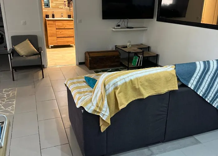 别墅 Deux Spacieux Avec Jardin Et Entierement Privatif Dans Lotissement Tres Calme