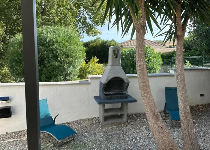 Villa Deux Spacieux Avec Jardin Et Entierement Privatif Dans Lotissement Tres Calme