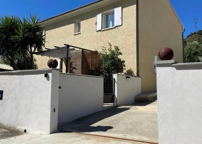 Deux Spacieux Avec Jardin Et Entierement Privatif Dans Lotissement Tres Calme 比古里亚