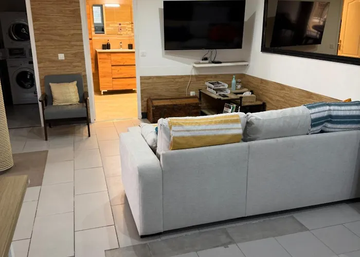 Вилла Deux Spacieux Avec Jardin Et Entierement Privatif Dans Lotissement Tres Calme